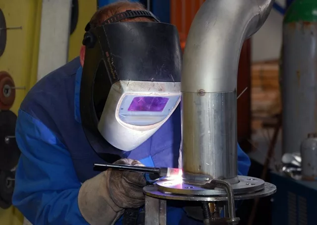 Профессиональная сварка труб в Кохме в октябре