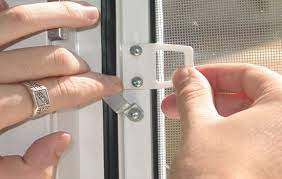 Установка москитной сетки на окна и балконы в Кохме в октябре