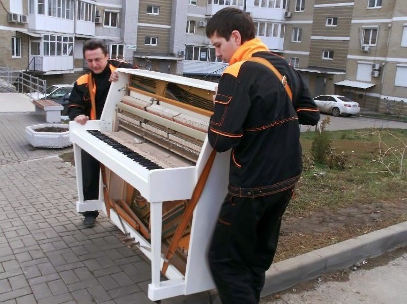 Перевозка пианино и рояля в Кохме — цена от 831 руб., грузчики, упаковка — Мастер24
